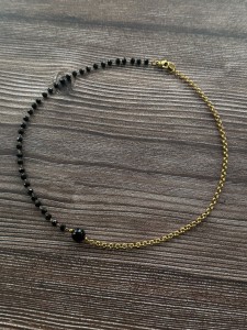 SIMPLE BLACK